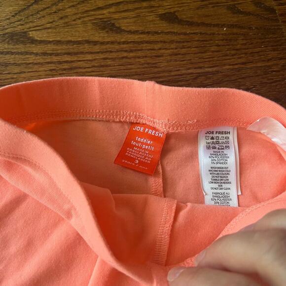 Joe Fresh Toddler Girl Black and Coral Bicycle Shorts Bundle - 3 - Picture 3 of 3